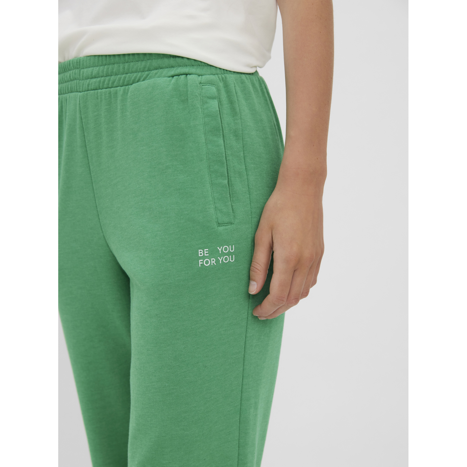 Брюки VERO MODA 10261659/Holly Green - фото 6