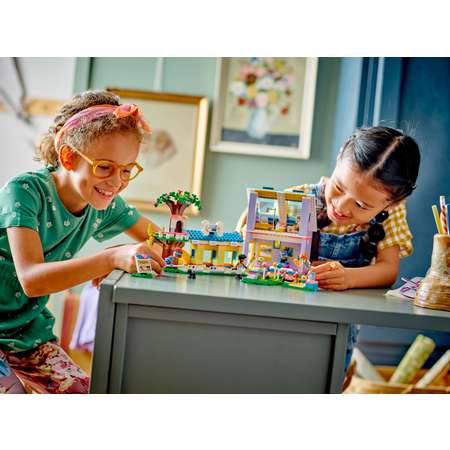 Конструктор детский LEGO Friends Центр спасения собак 41727