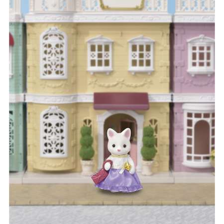 Набор SYLVANIAN FAMILIES TOWN Series Дочка Шёлковая кошка в городе