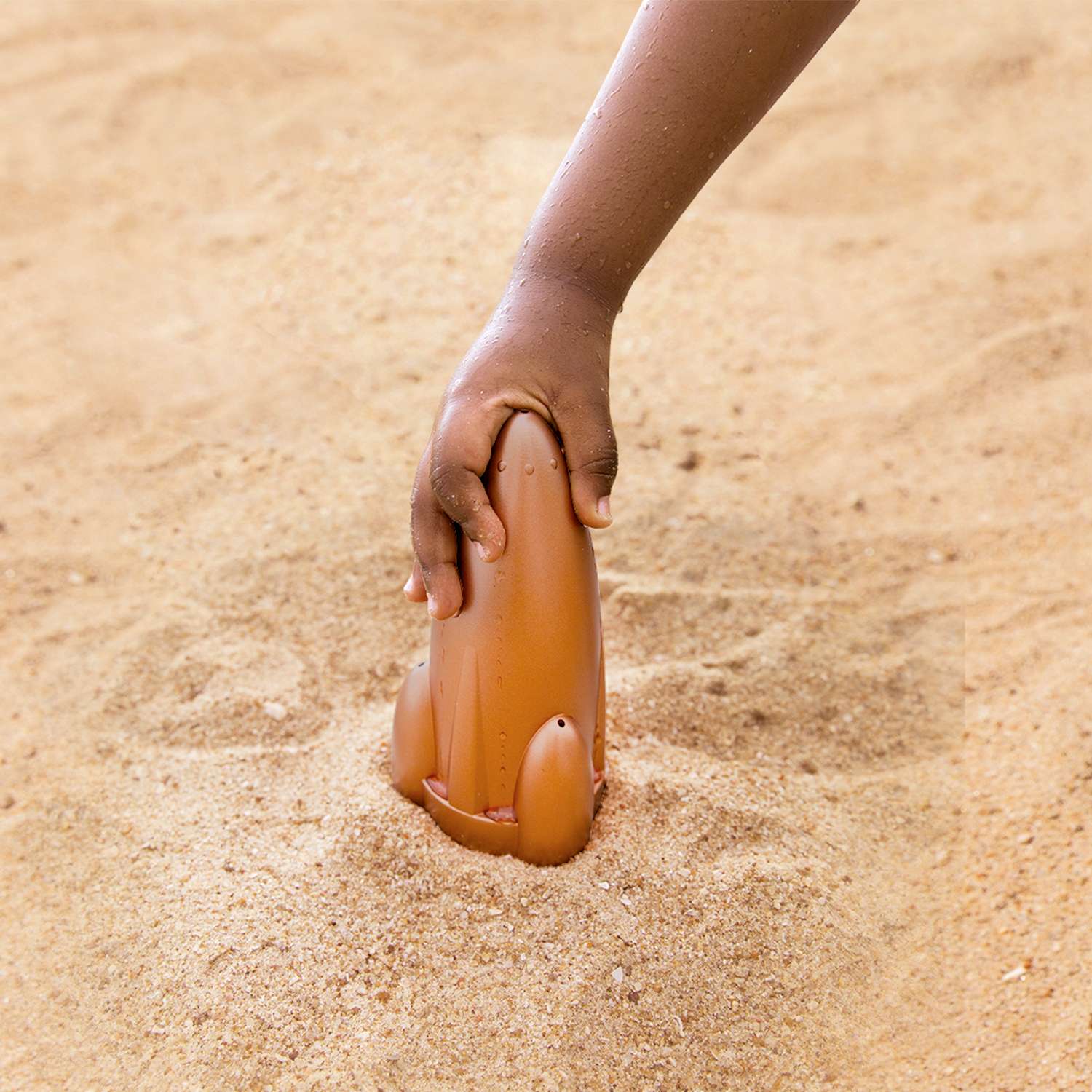 Формочка для песка Hape Космическая игрушка - фото 1