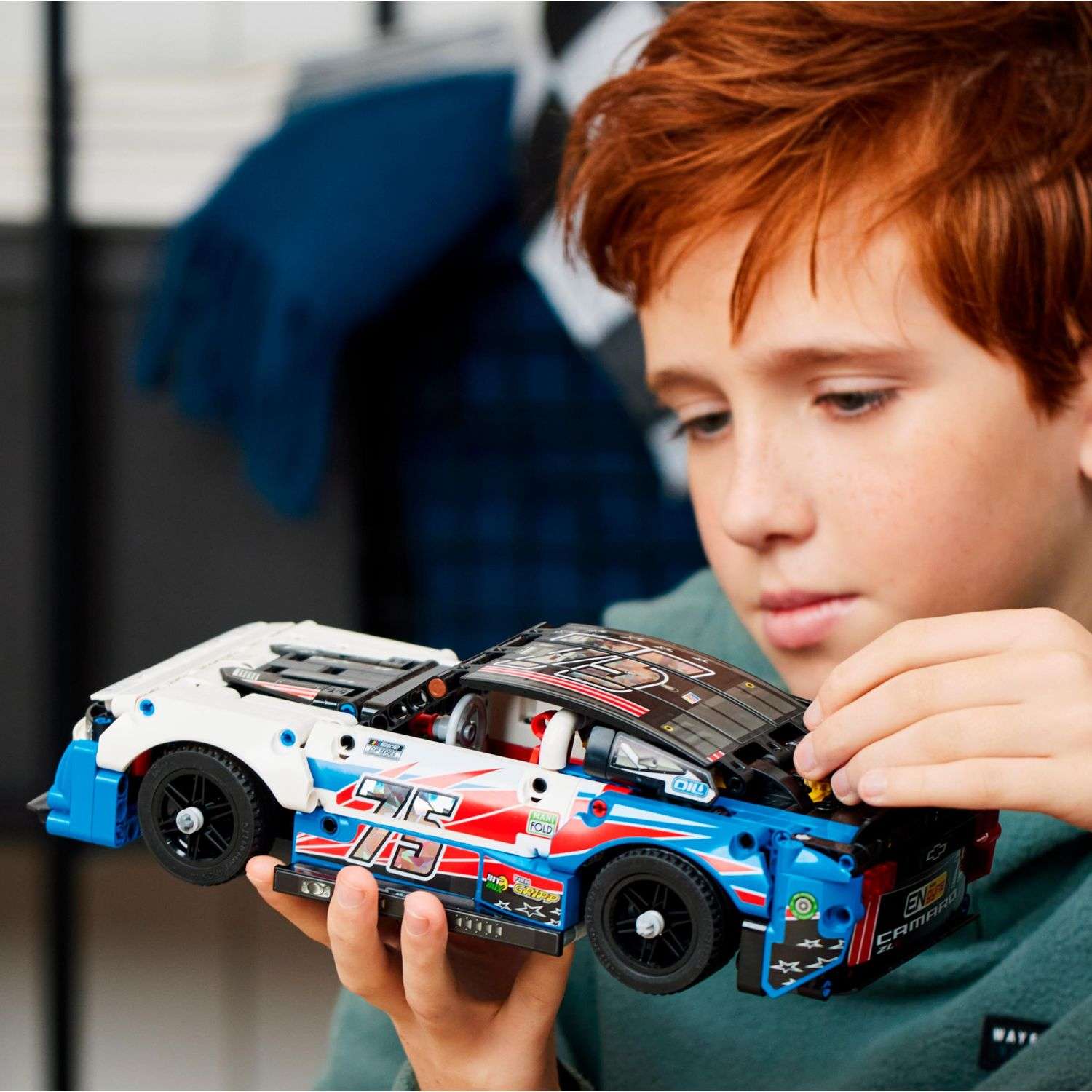 Конструктор LEGO Technic Nascar Chevrolet Camaro блочный - фото 8