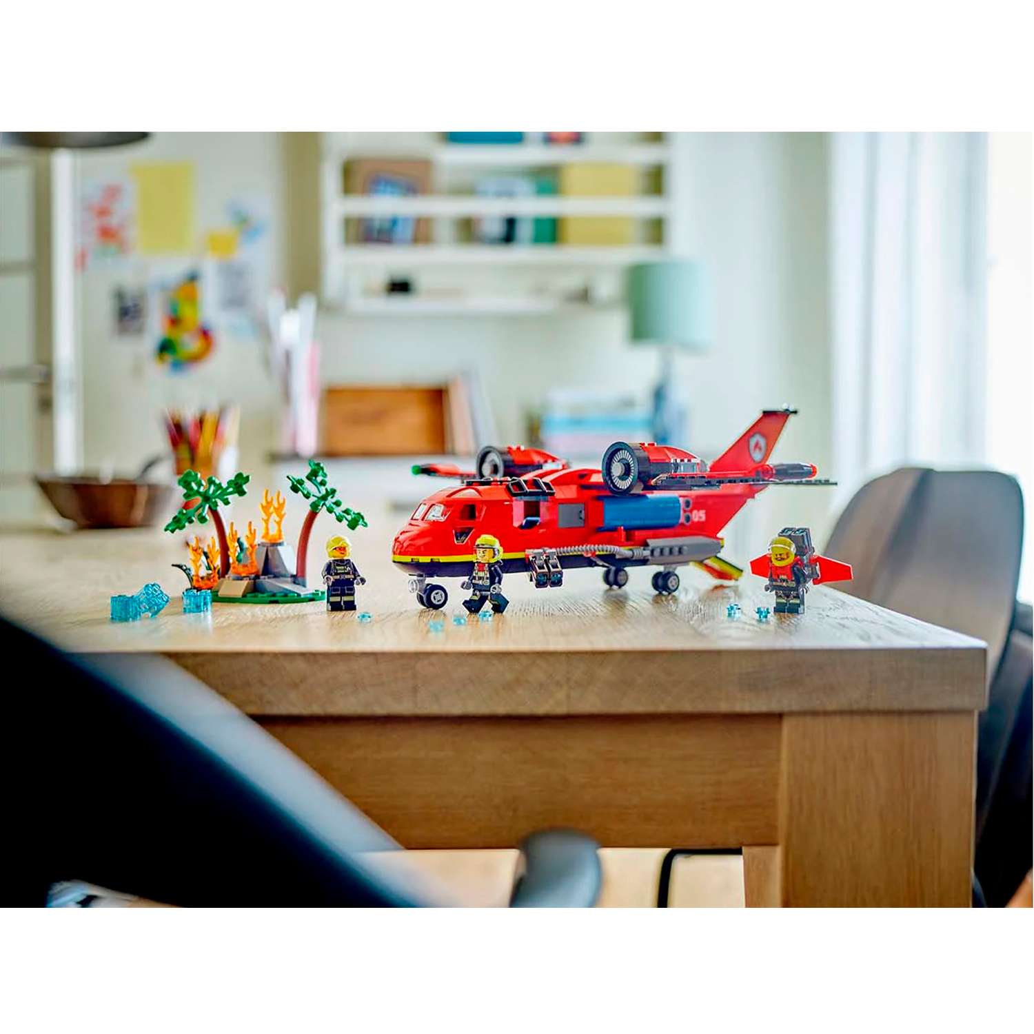 Конструктор детский LEGO City Пожарно-спасательный самолет 60413 - фото 8