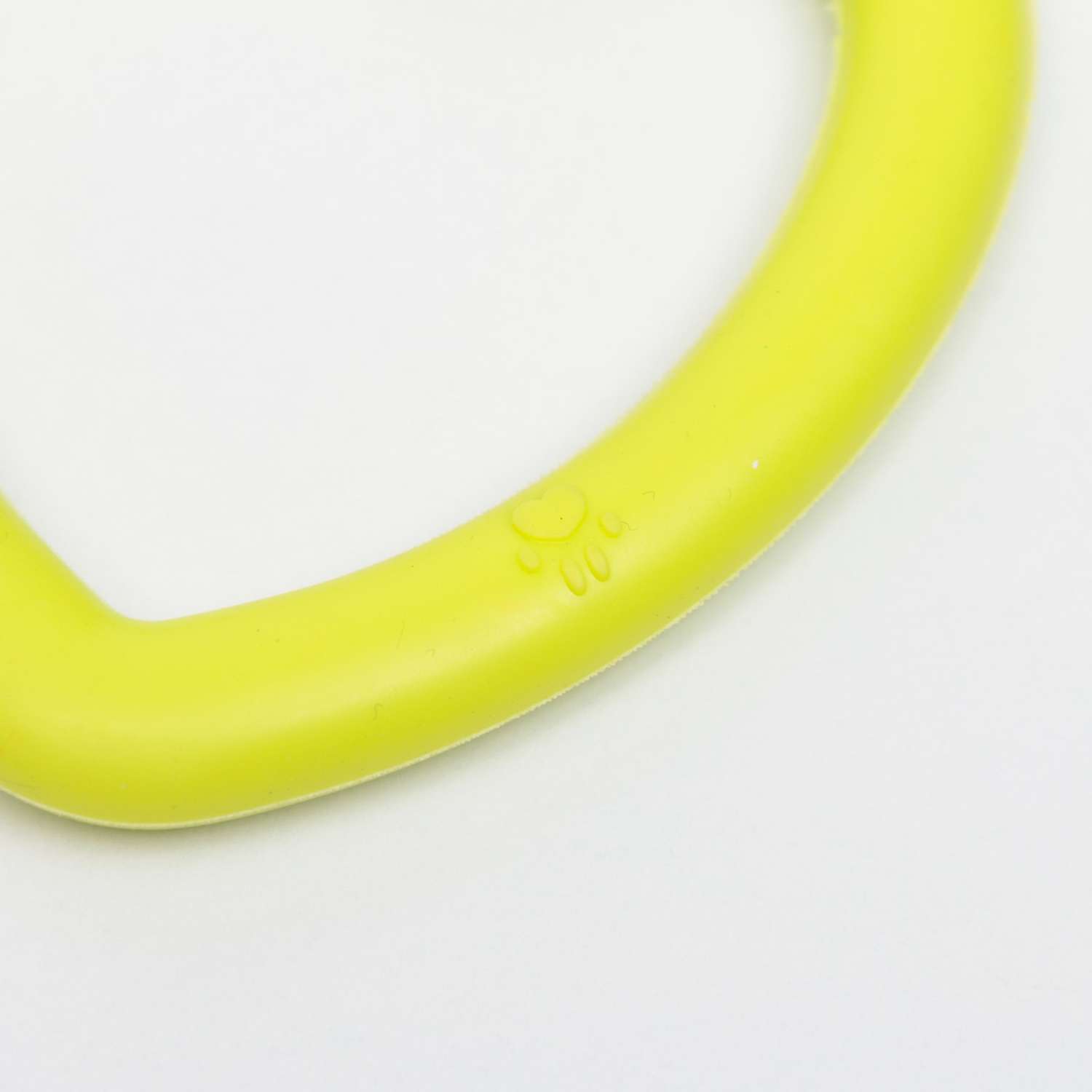 Игрушка Пижон жевательная «Сердце» TPR 8х7.5 см жёлтая - фото 4