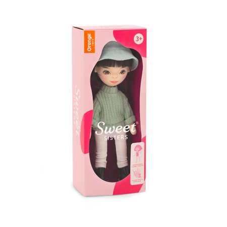 Кукла Orange Toys Lilu в зеленом свитере SS04-16