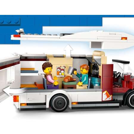 Конструктор LEGO Фургон для путешествий 60454