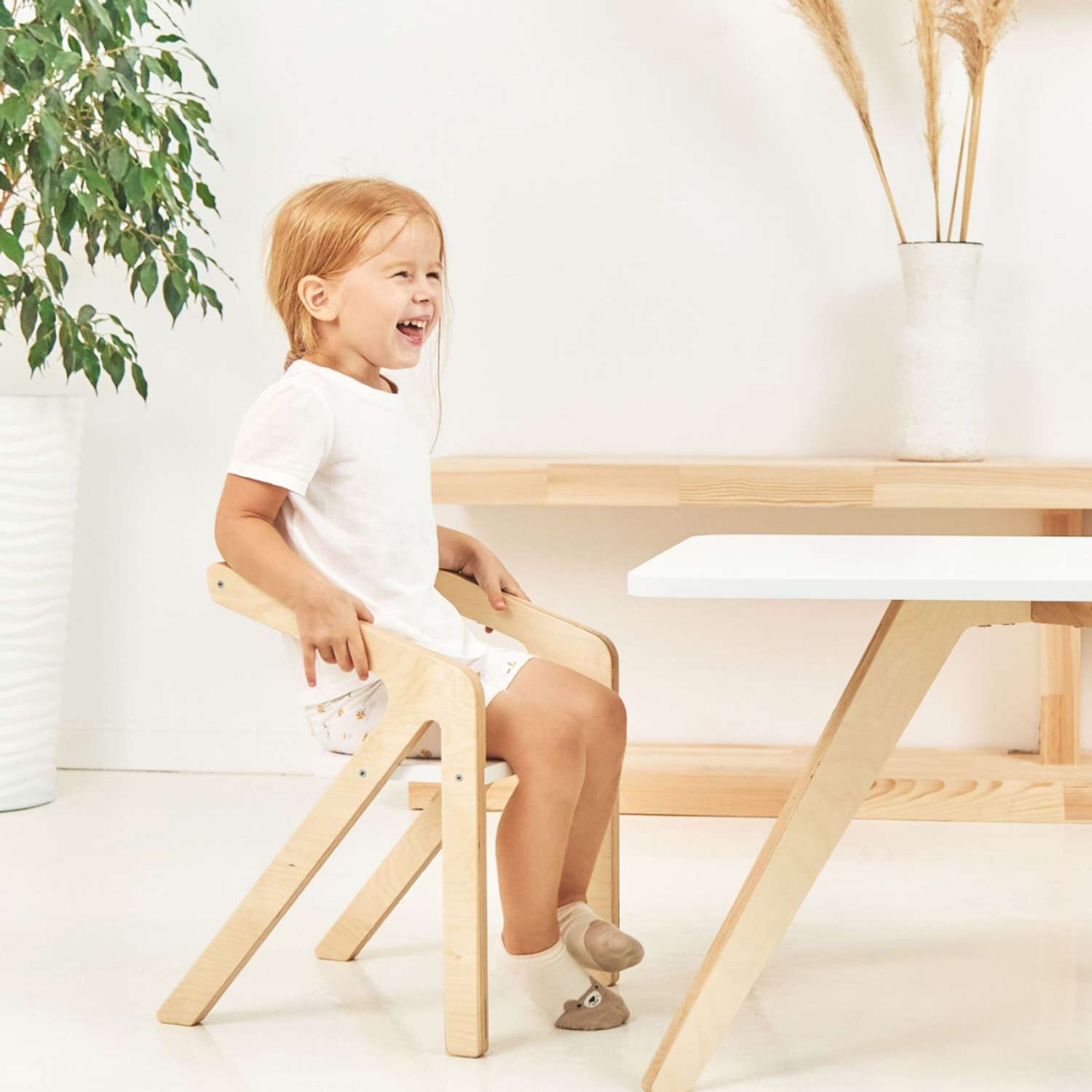 Стол для малышей HIZBO Scandy - фото 2