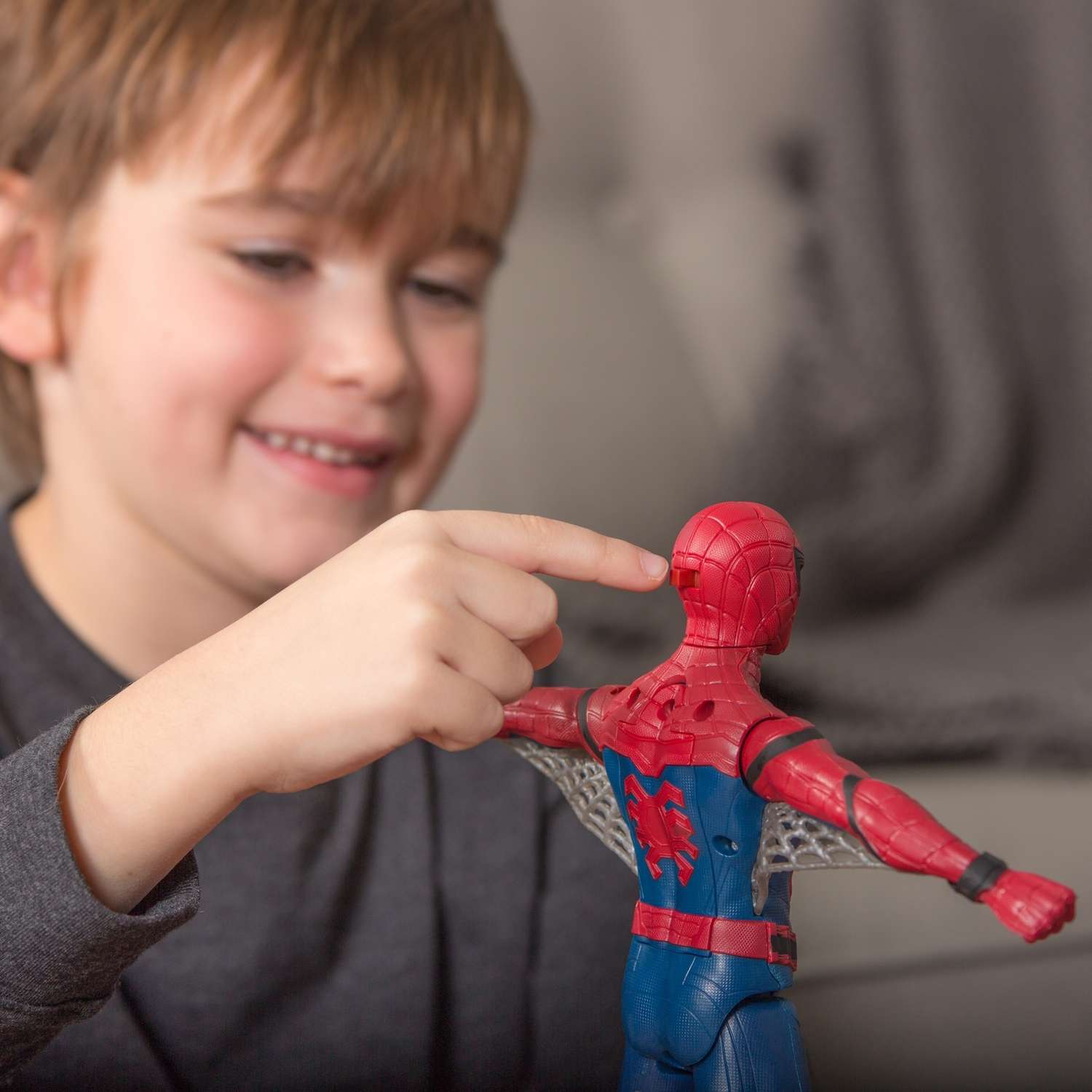 Интерактивная фигурка Человек-Паук (Spider-man) Человека-Паука 30 см со звуковыми и световыми эффектами - фото 4