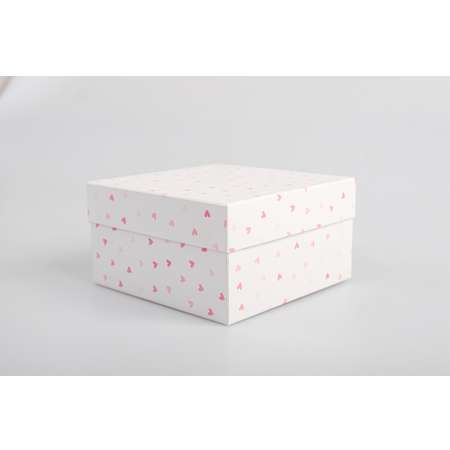 Коробка подарочная Cartonnage Квадратная Амур разноцветный белый