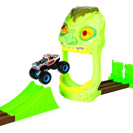 Набор игровой Monster Jam Зона Зомби с машинкой 1:64 Zombie 6053298