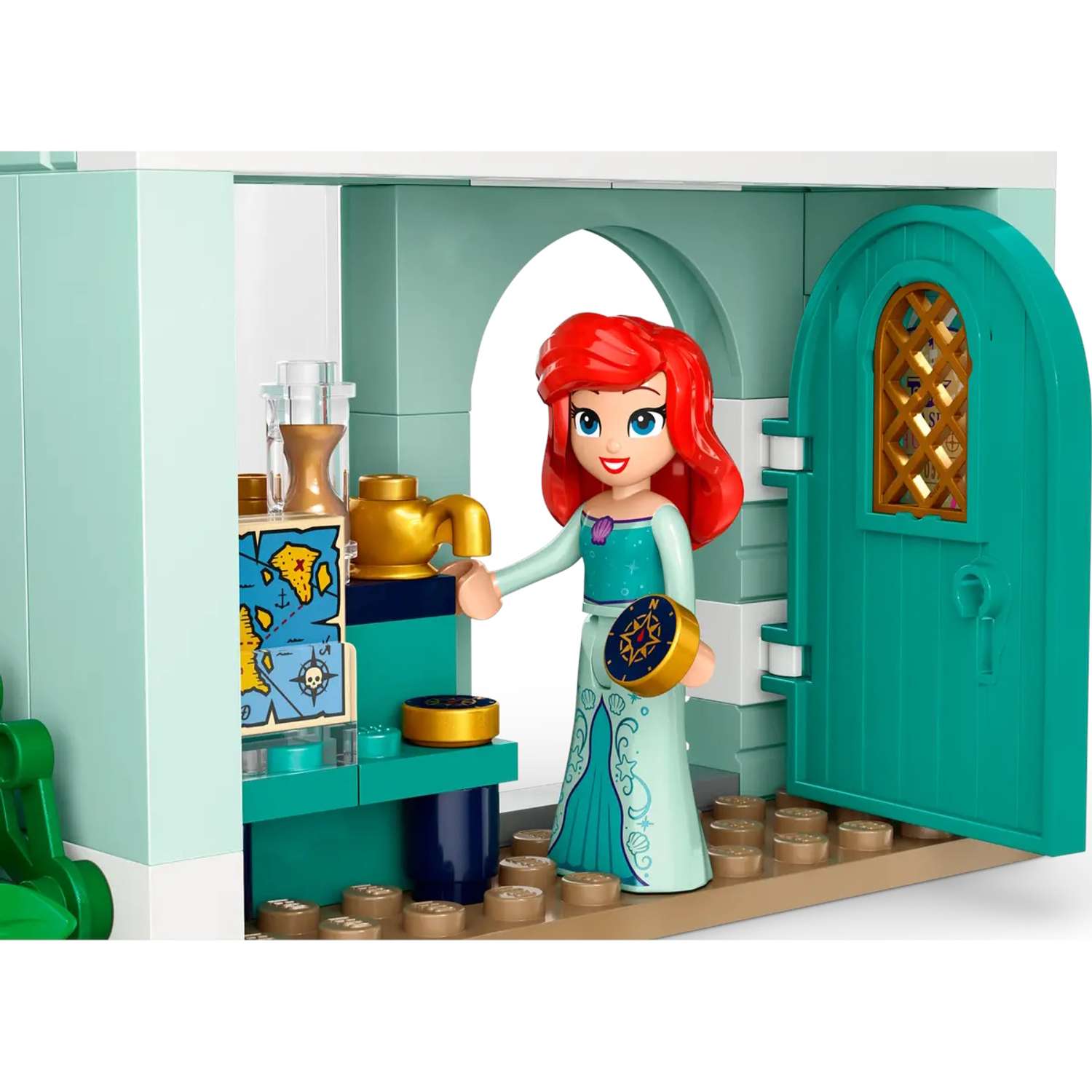 Конструктор LEGO Disney Princess Приключения принцесс на рынке 43246 - фото 5