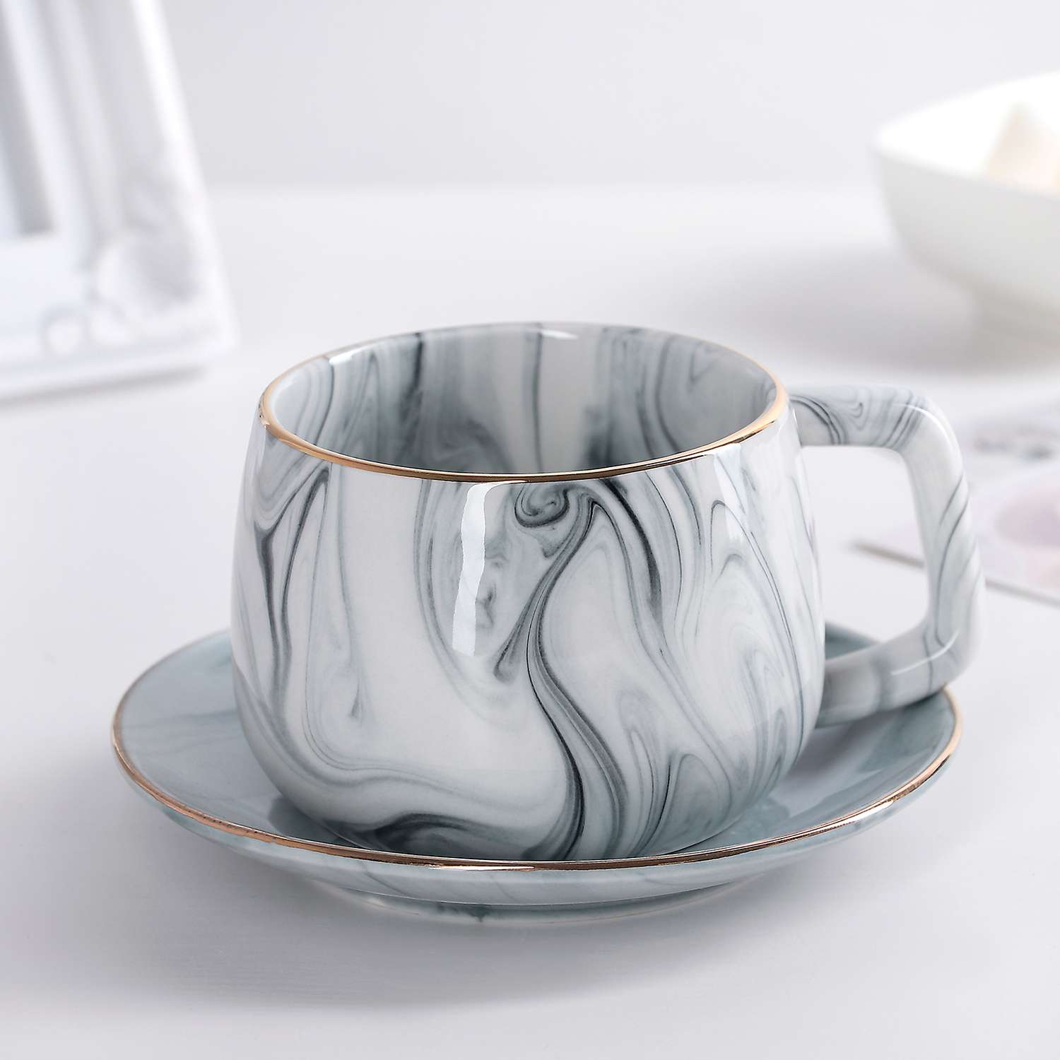 Чайная пара Sima-Land Мрамор чашка 250 мл блюдце цвет серый - фото 1