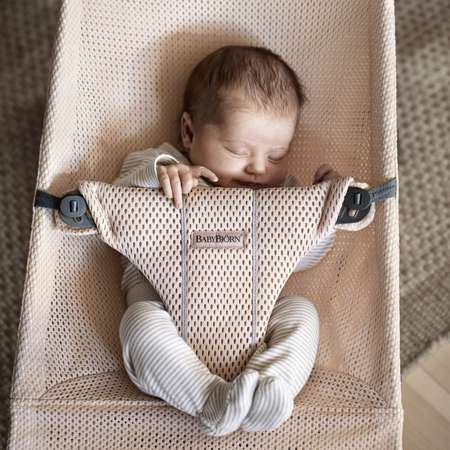 Кресло-шезлонг BabyBjorn Bliss Mesh Розовый