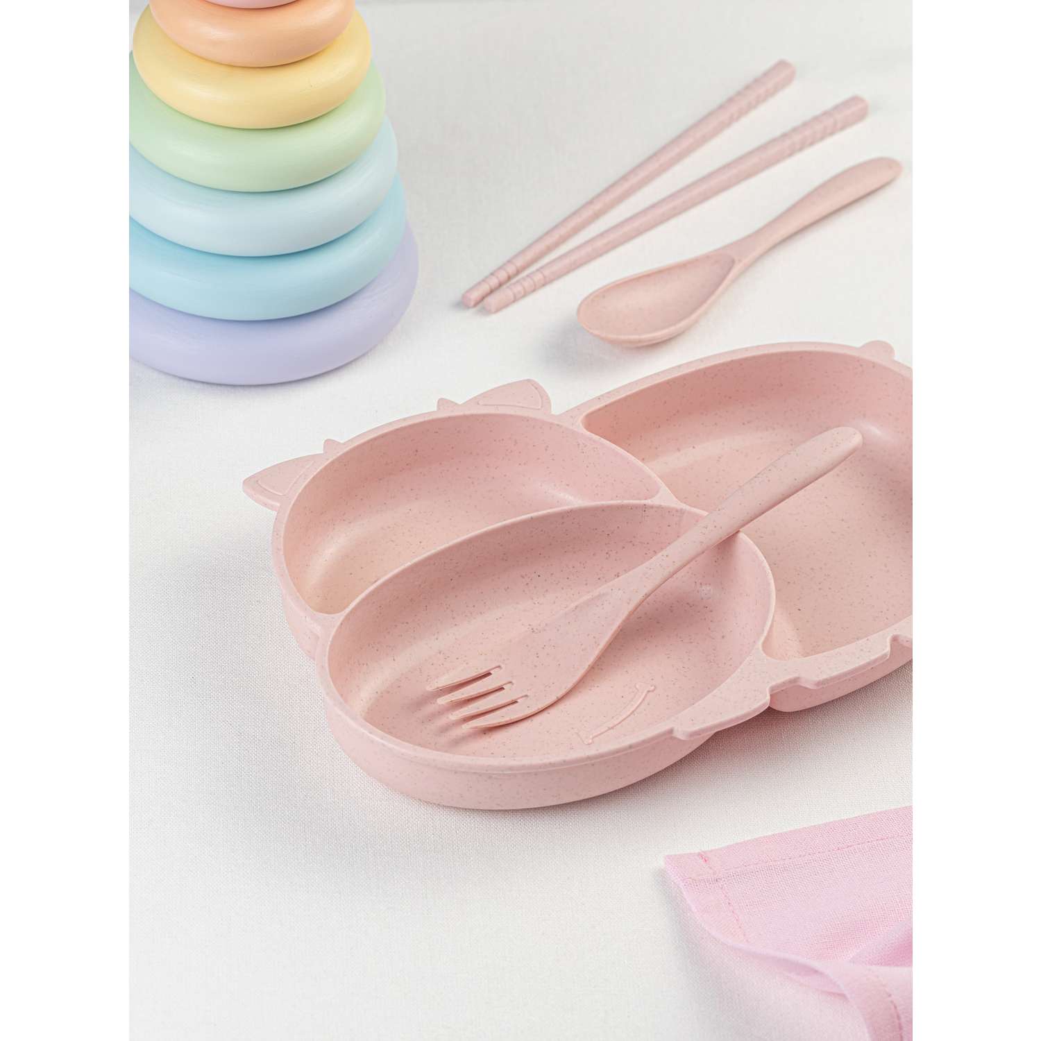 Набор детской посуды Добрый Филин Тарелка вилка ложка Коровка розовая 4 предмета - фото 6