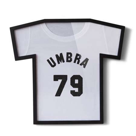 Рамка для футболки Umbra T-frame черная