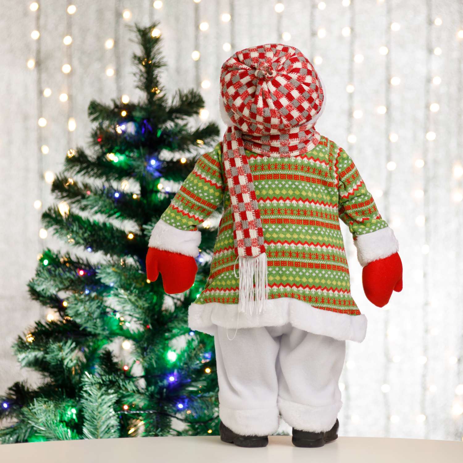 Фигура декоративная BABY STYLE Снеговик в зеленом костюме с шарфиком в клетку 60 см - фото 6