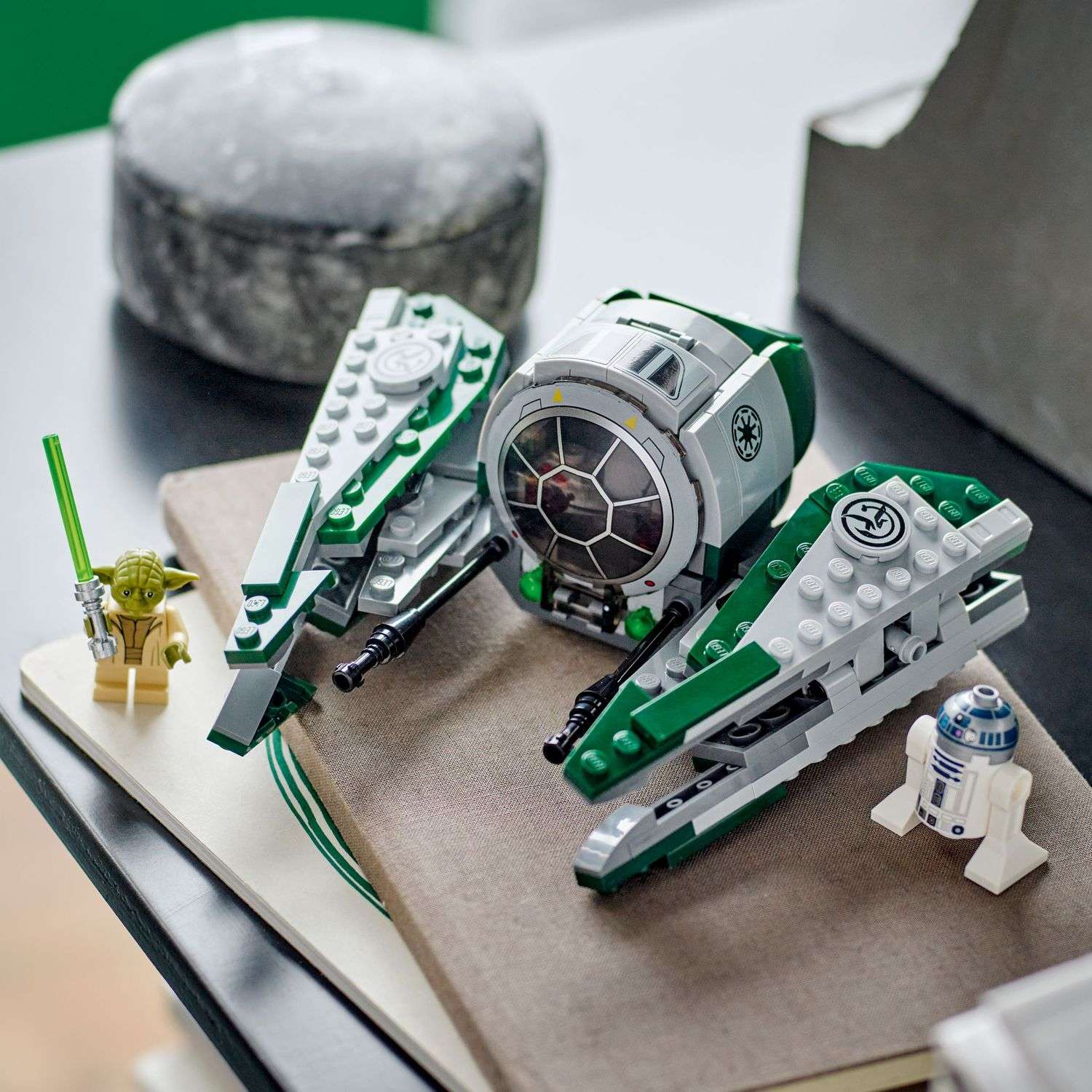 Конструктор LEGO Yoda's Jedi Starfighter 75360 - фото 8