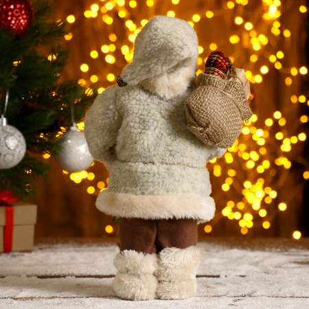 Дед мороз Зимнее волшебство «В белой шубке с фонариком и мешком» 30 см