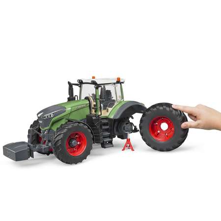 Автомобиль BRUDER 04040 Трактор Fendt 1050