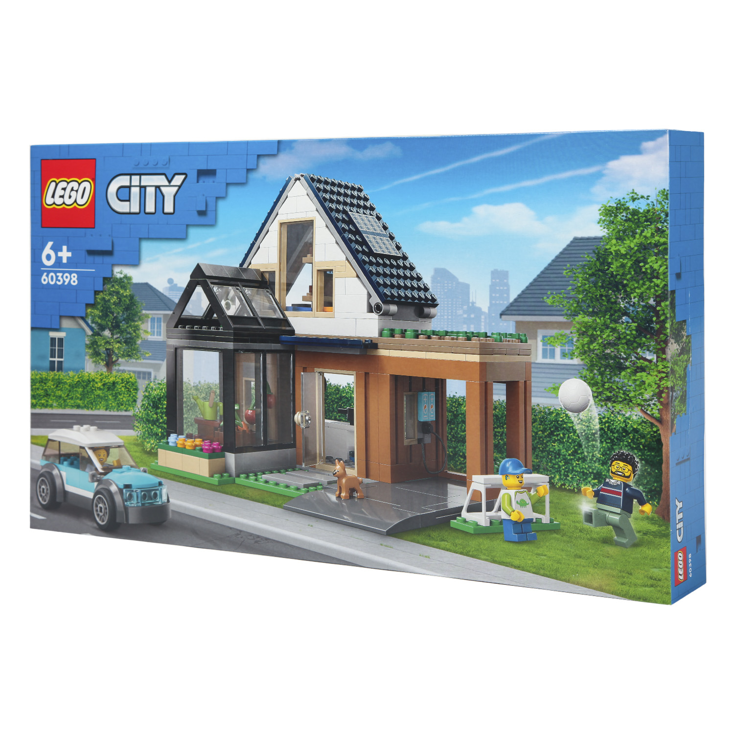 Конструктор LEGO City Family House and Electric Car 60398 купить по цене  6199 ₽ в интернет-магазине Детский мир