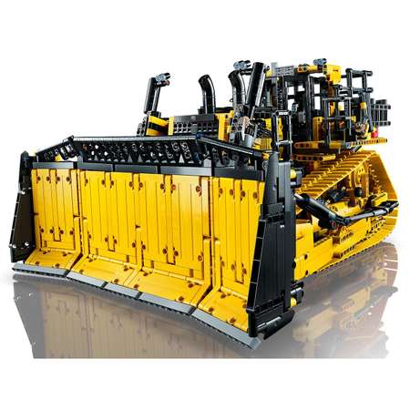 Конструктор LEGO Technic Бульдозер 42131