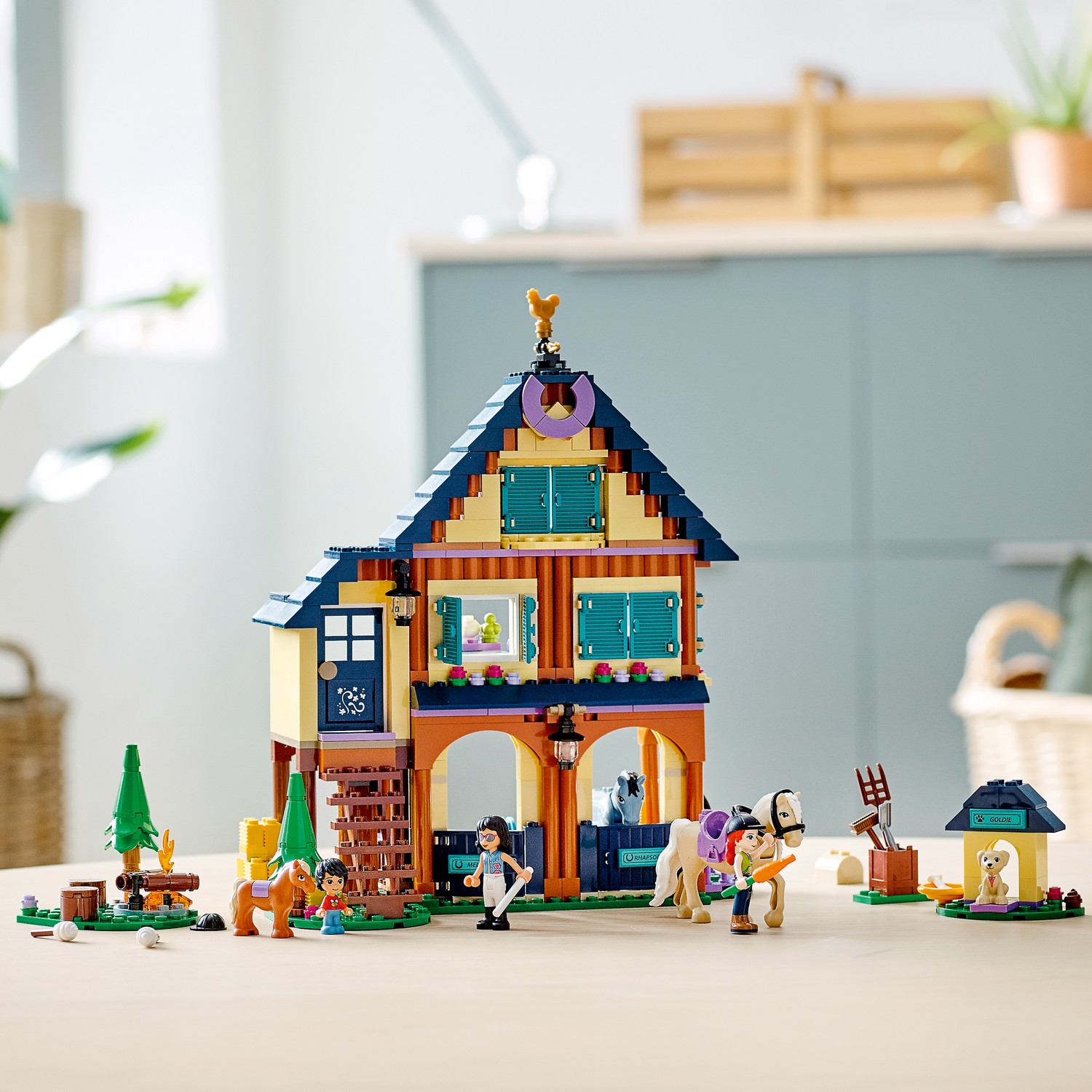 Конструктор LEGO Friends Лесной клуб верховой езды 41683 - фото 9