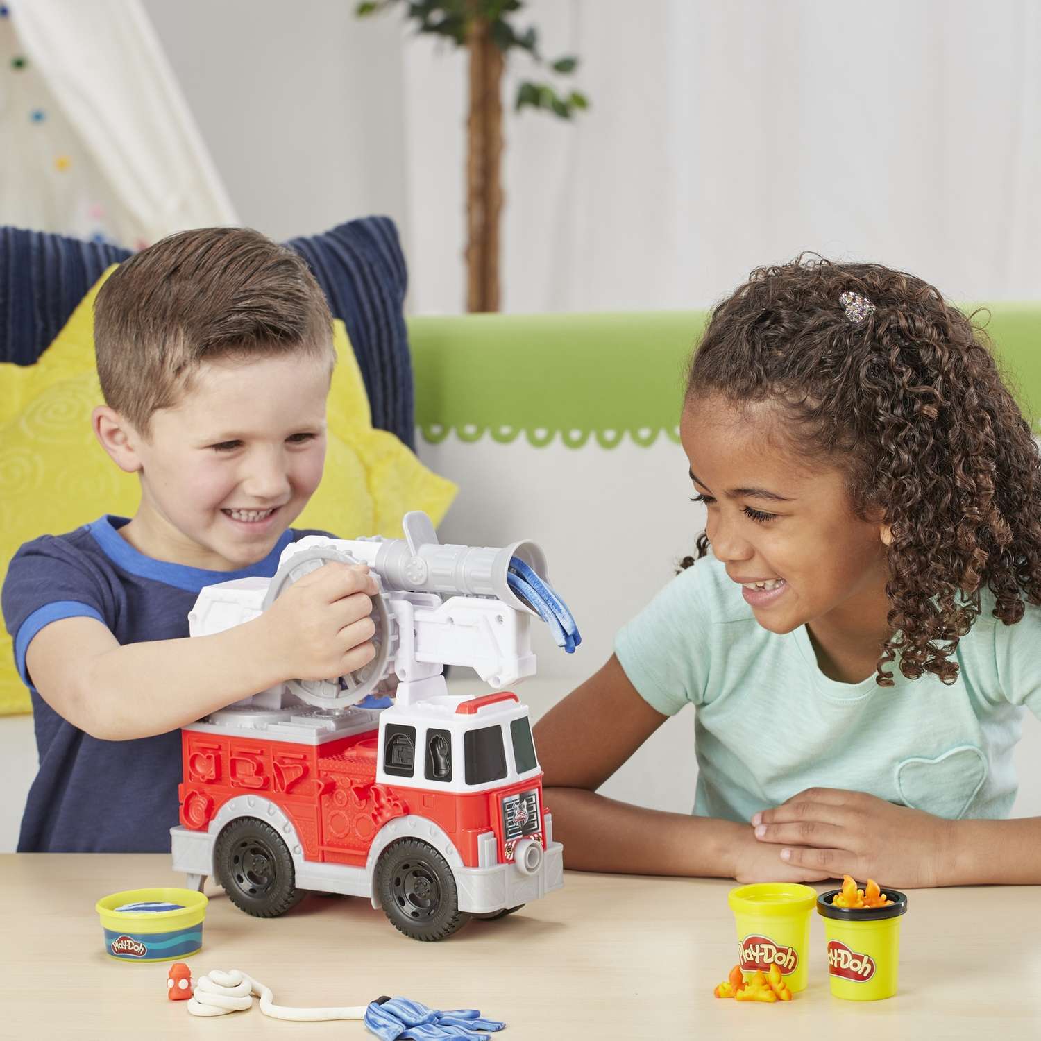 Набор игровой Play-Doh Wheels Масса для лепки Пожарная машина E6103EU4 - фото 5