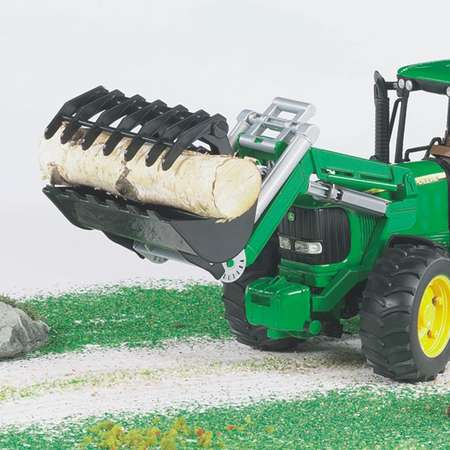 Трактор Bruder John Deere 6920