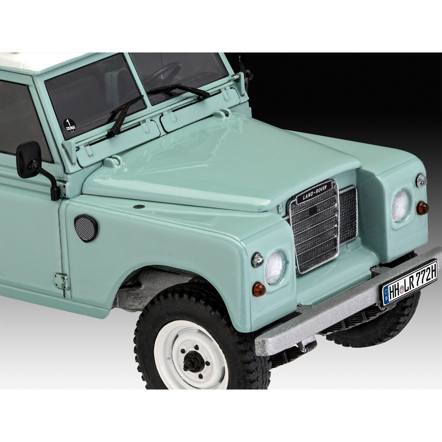 Сборная модель Revell Автомобиль Land Rover Series III 07047 - фото 4