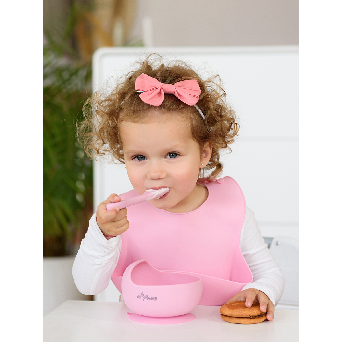 Нагрудник силиконовый Miyoumi с карманом - Baby pink - фото 14