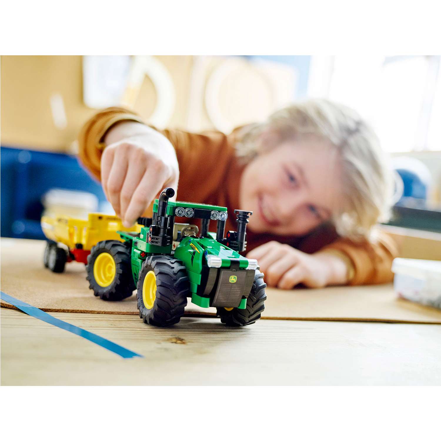 Конструктор LEGO Technic Полноприводный трактор 42136 - фото 9