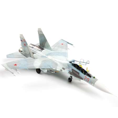 Модель сборная Звезда Российский учебно боевой самолёт Су-27УБ