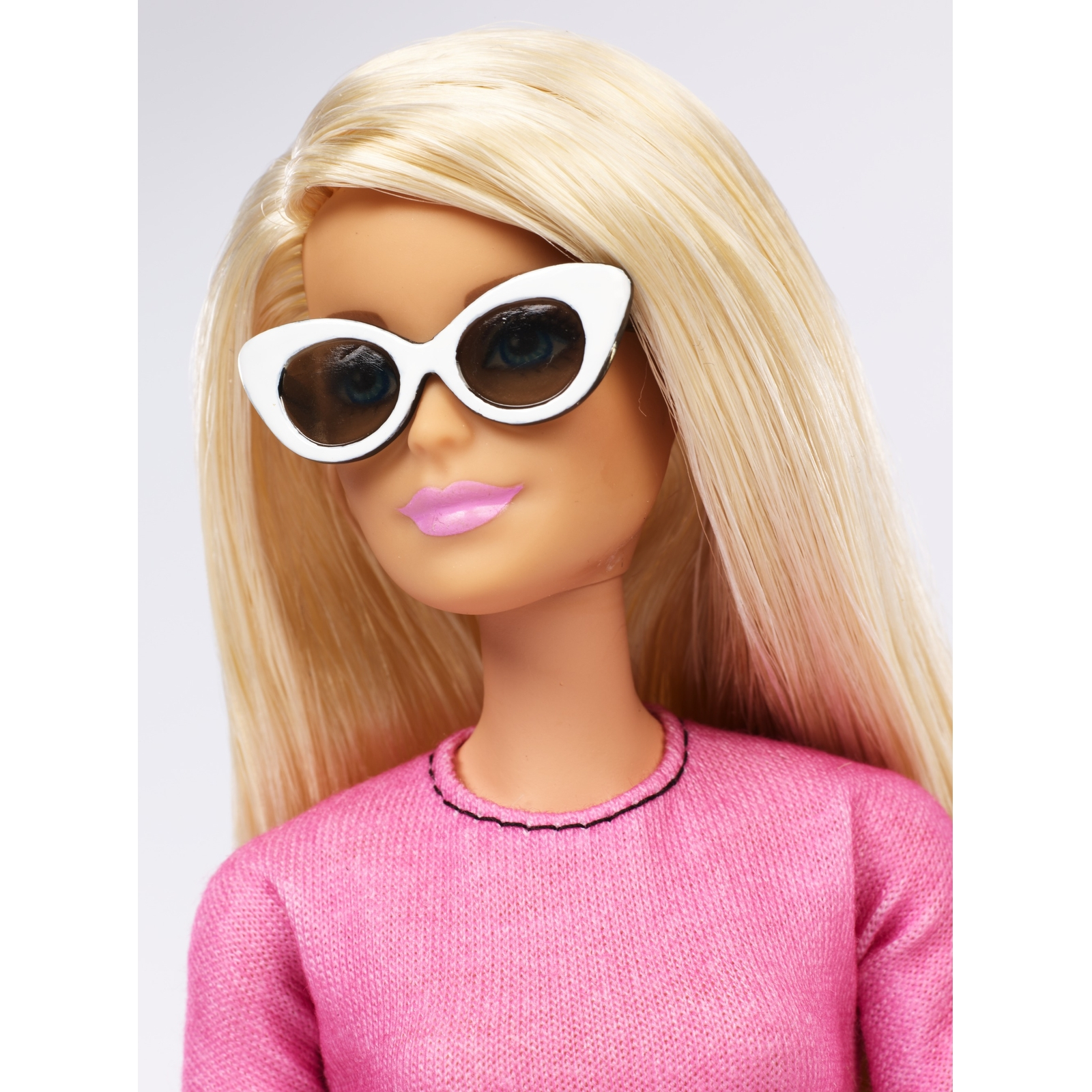 Кукла Barbie Игра с модой 104 FXL44 FBR37 - фото 11