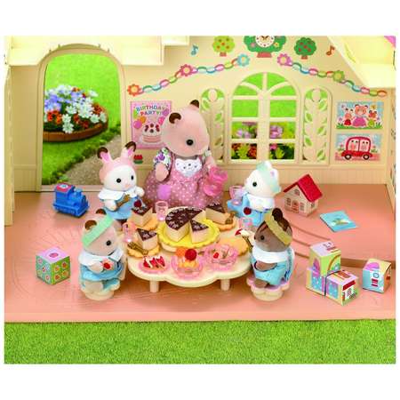 Набор Sylvanian Families Праздник в детском саду (5104)