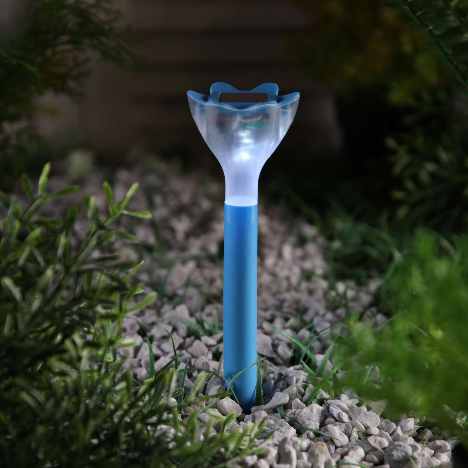 Садовый светильник Luazon на солнечной батарее «Цветок голубой» 6 × 29 × 6 см 1 LED свечение белое - фото 1