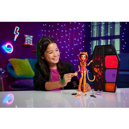 Кукла модельная Monster High Skulltimate Secrets Toralei