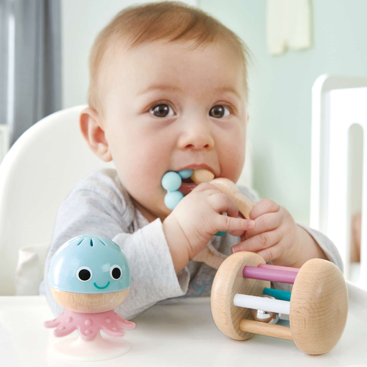 Набор игрушек Hape погремушек для новорожденных Сенсорный - фото 1