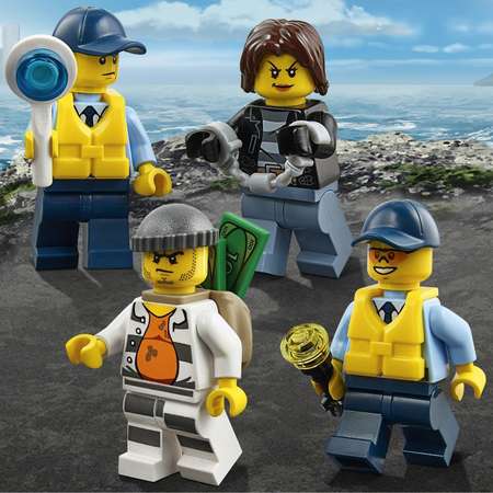 Конструктор LEGO City Police Полицейский патрульный катер (60129)