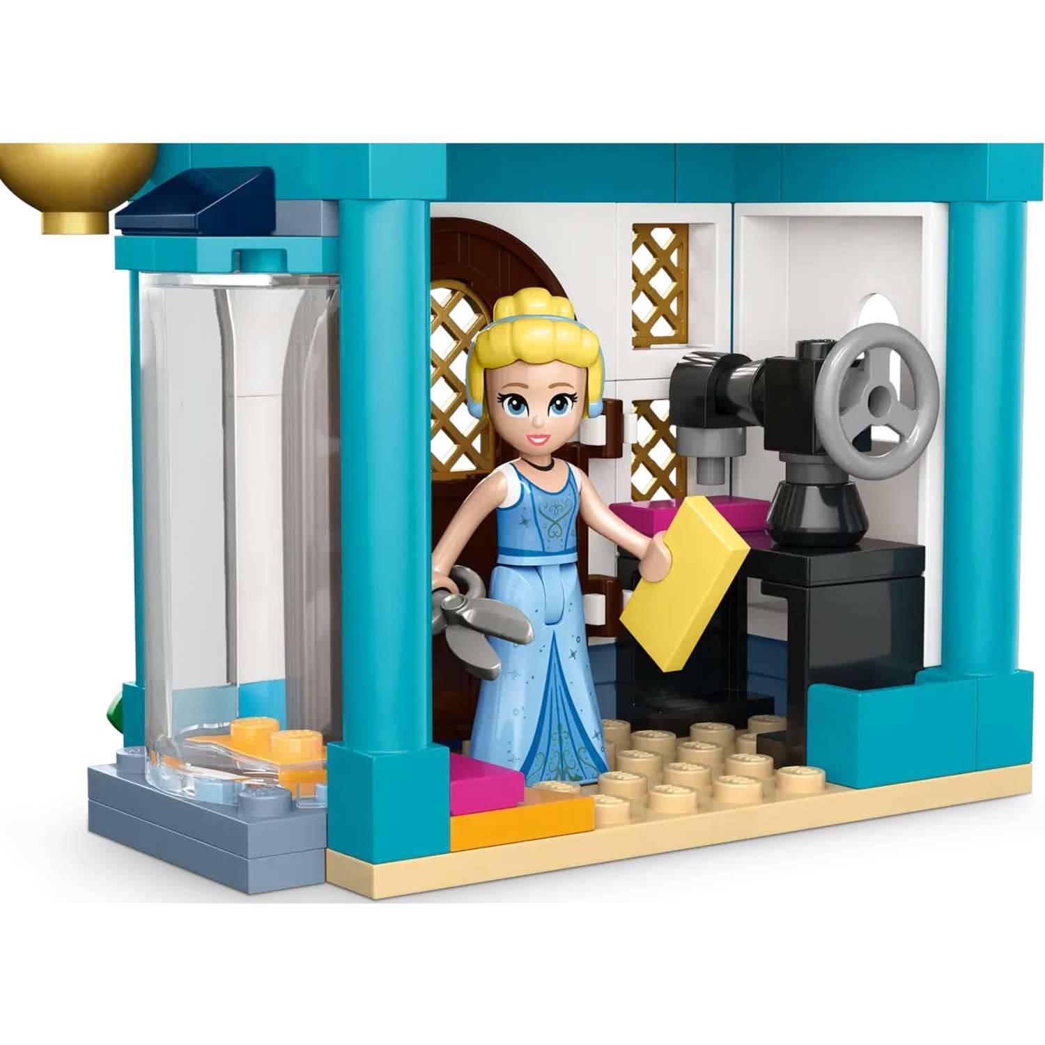 Конструктор LEGO Disney Princess Приключения принцесс на рынке 43246 - фото 7
