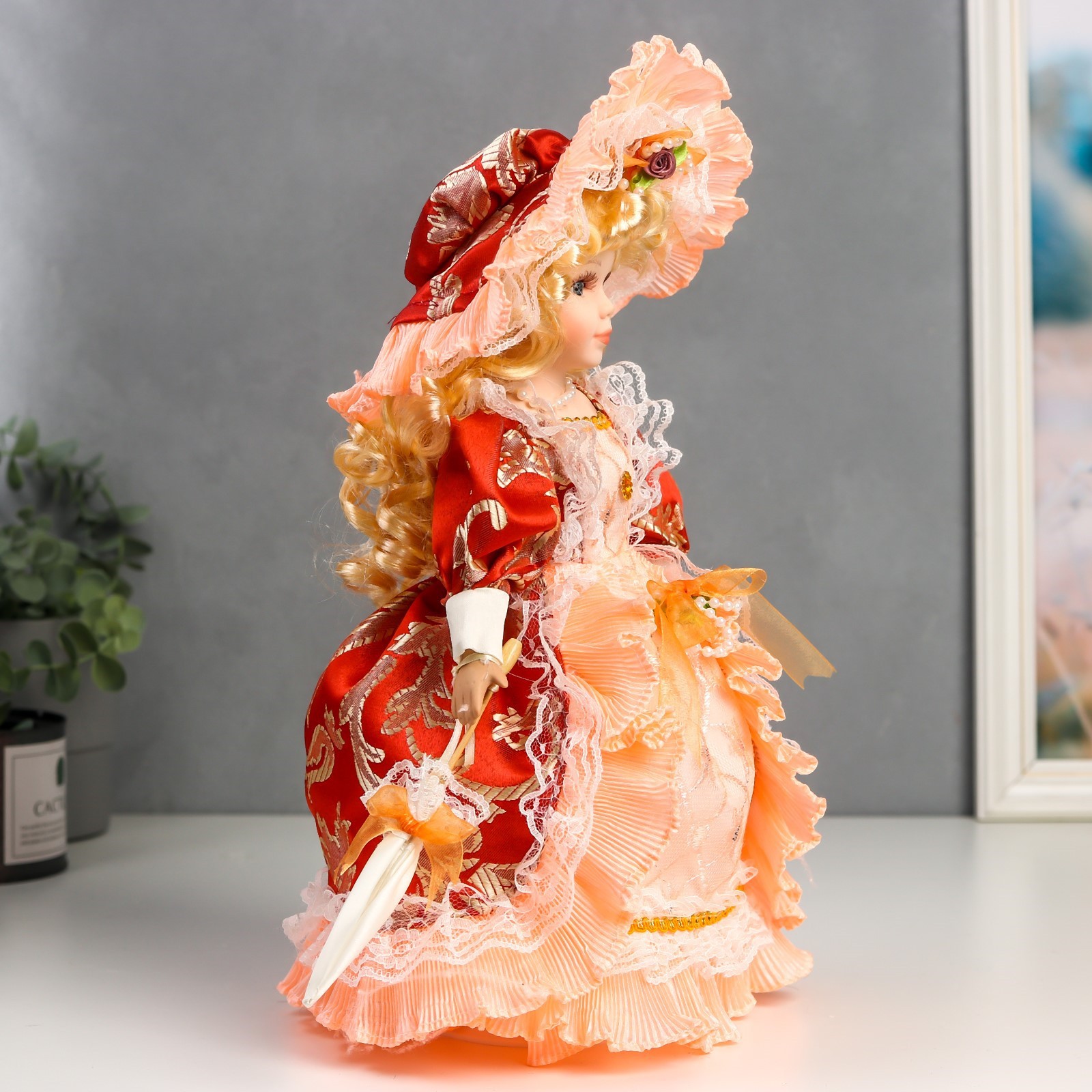 Кукла коллекционная Зимнее волшебство керамика «Леди Анастасия в красно-оранжевом платье » 30 см - фото 3