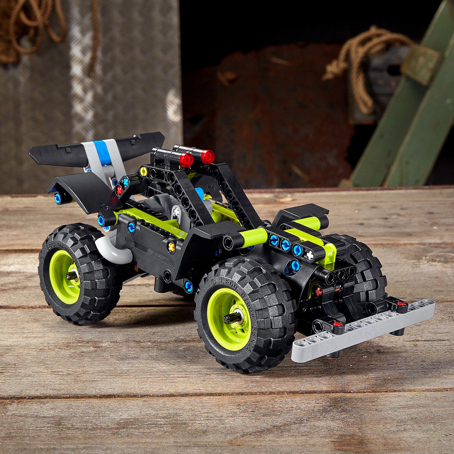 Конструктор LEGO Technic Monster Jam Grave Digger 42118 - фото 4