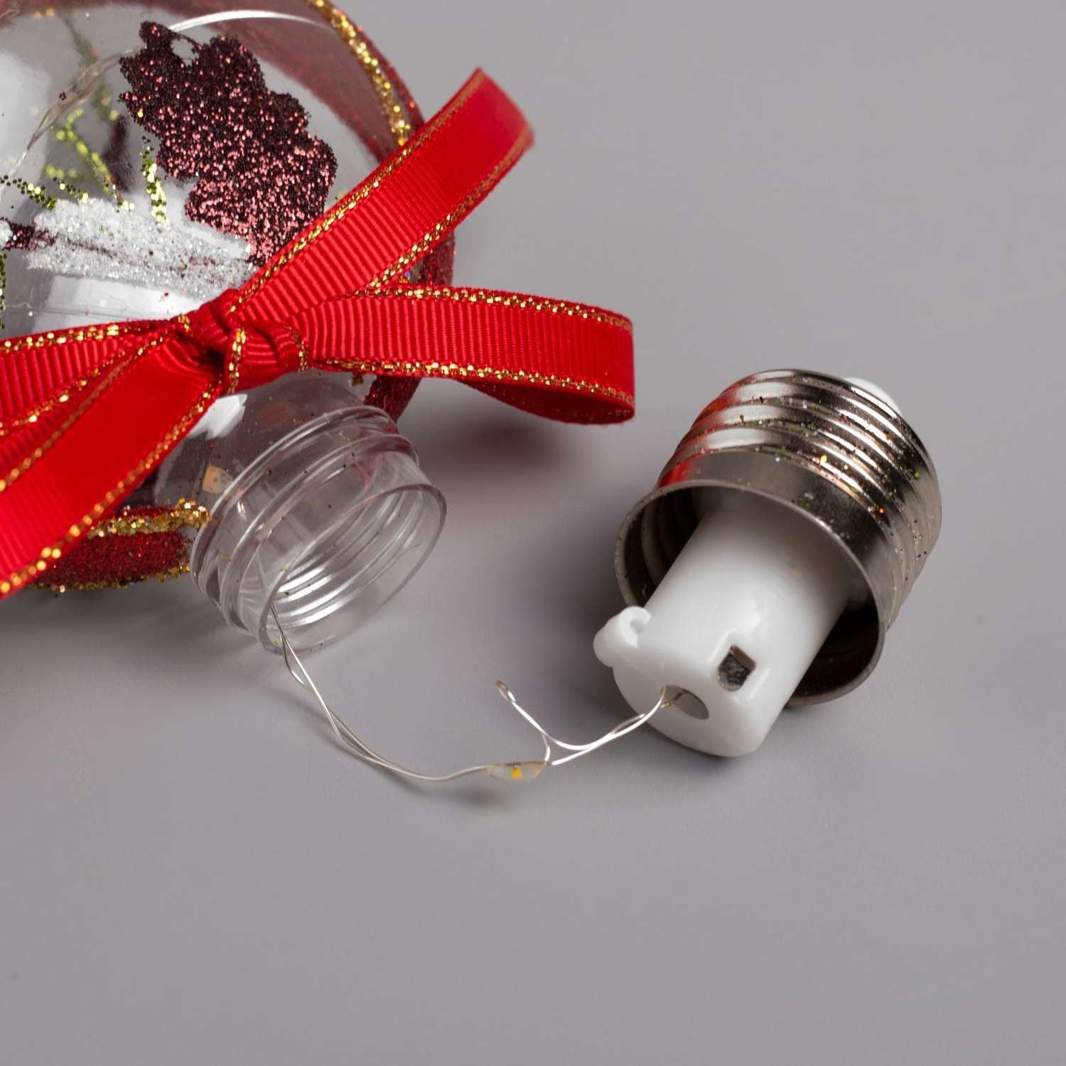 Набор Luazon ёлочных шаров «Шары с еловыми шишками» 3 шт. батарейки 5 LED свечение тёплое белое - фото 7