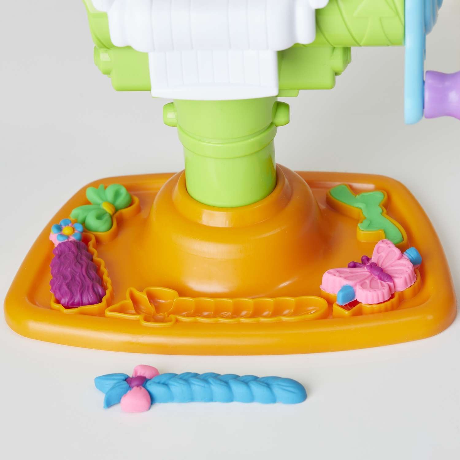 Набор Play-Doh Сумасшедший Парикмахер E2930EU4 - фото 25