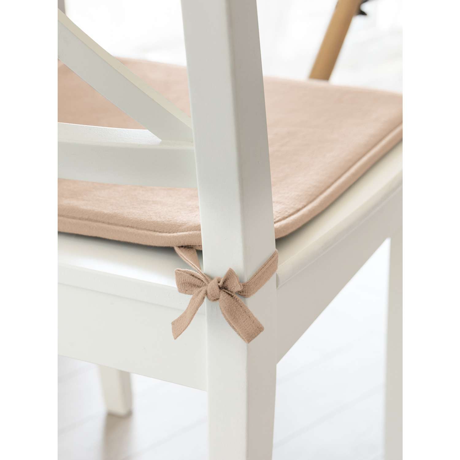 Подушка на стул DeNASTIA с эффектом памяти 40x35x38 см молочный P111120 - фото 3