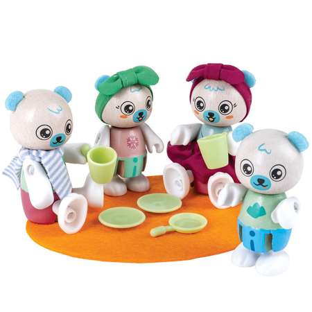 Игрушки фигурки Hape животных Семья белых медведей 4 предмета в наборе