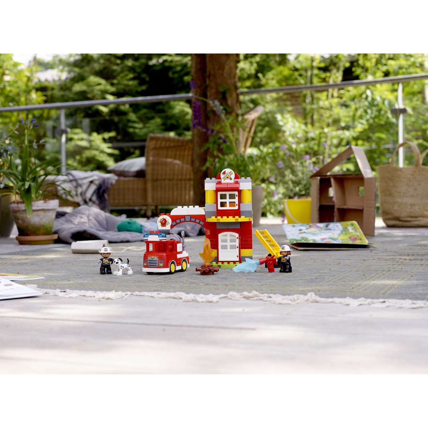 Конструктор LEGO DUPLO Town Пожарное депо 10903 - фото 4