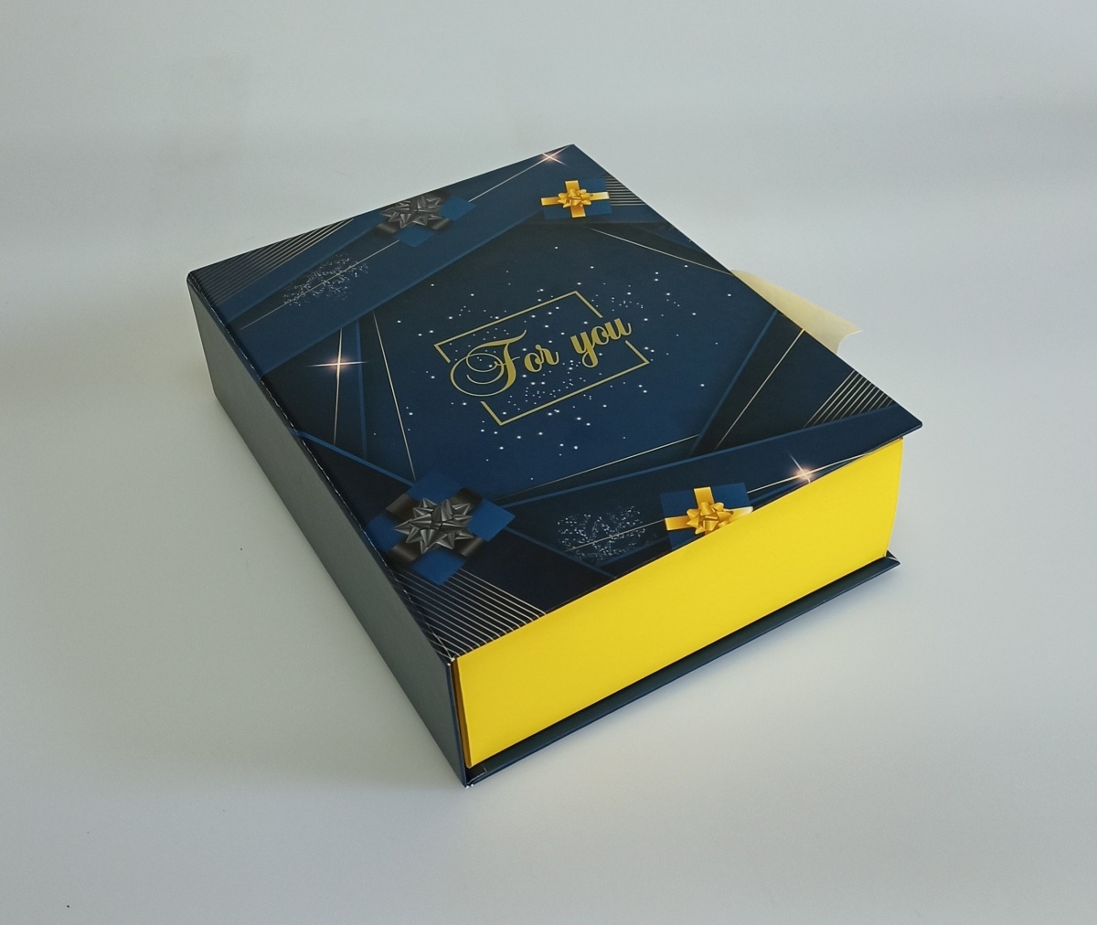 Коробка подарочная Cartonnage книжка с атласными лентами Очарование синий - фото 2