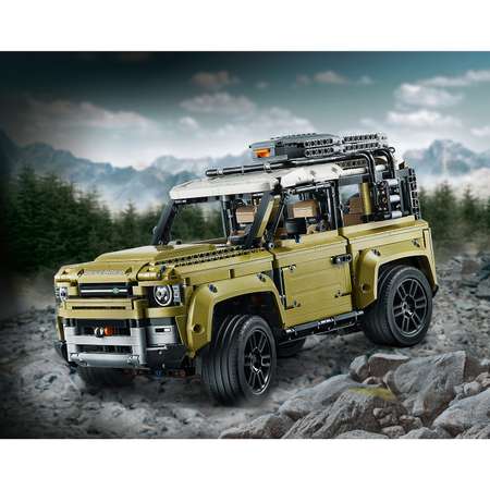 Конструктор LEGO Technic Land Rover Defender 42110