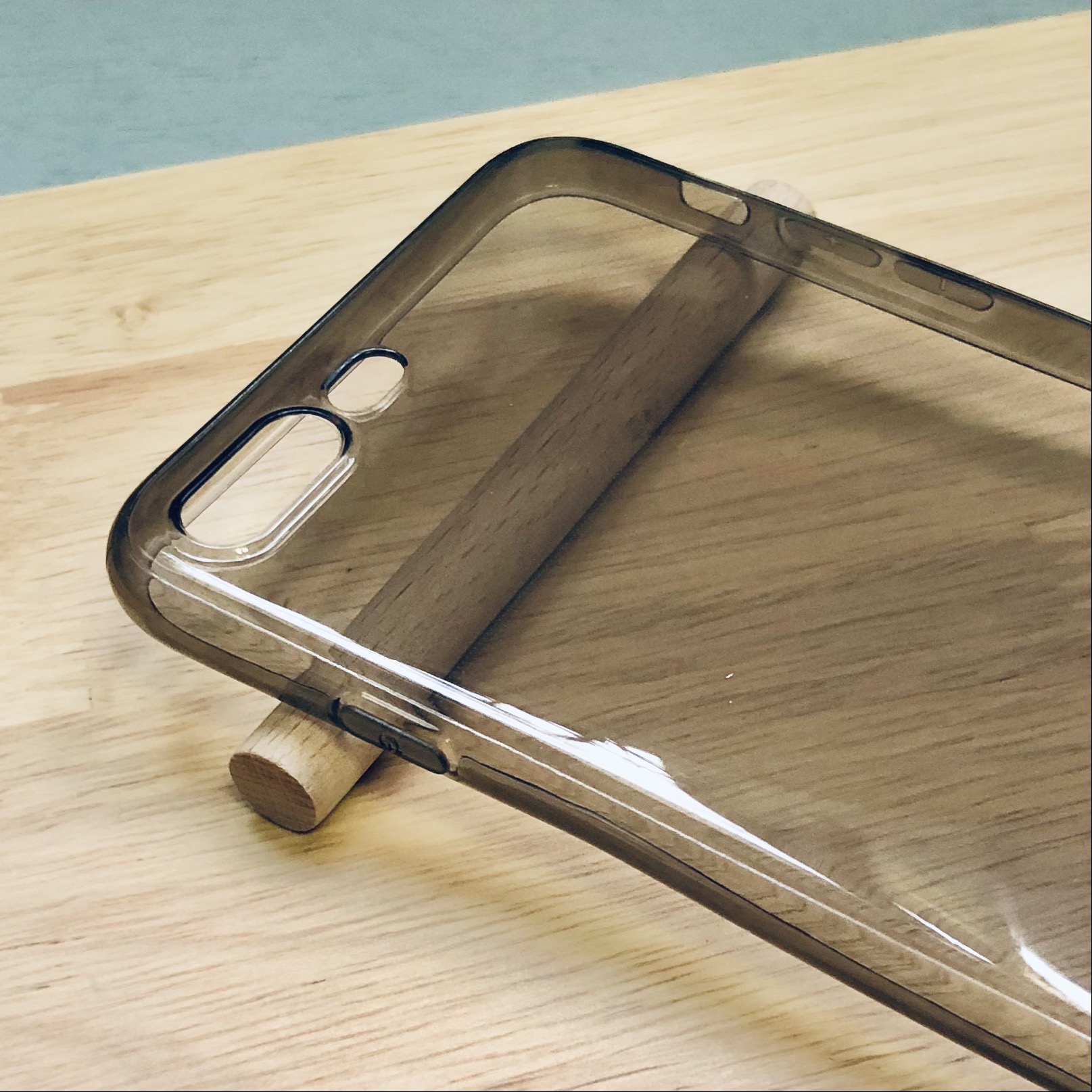 Чехол силиконовый МАККЕЙС прозрачный темный / тонированный плотный на iPhone 7 /8 Plus - фото 2