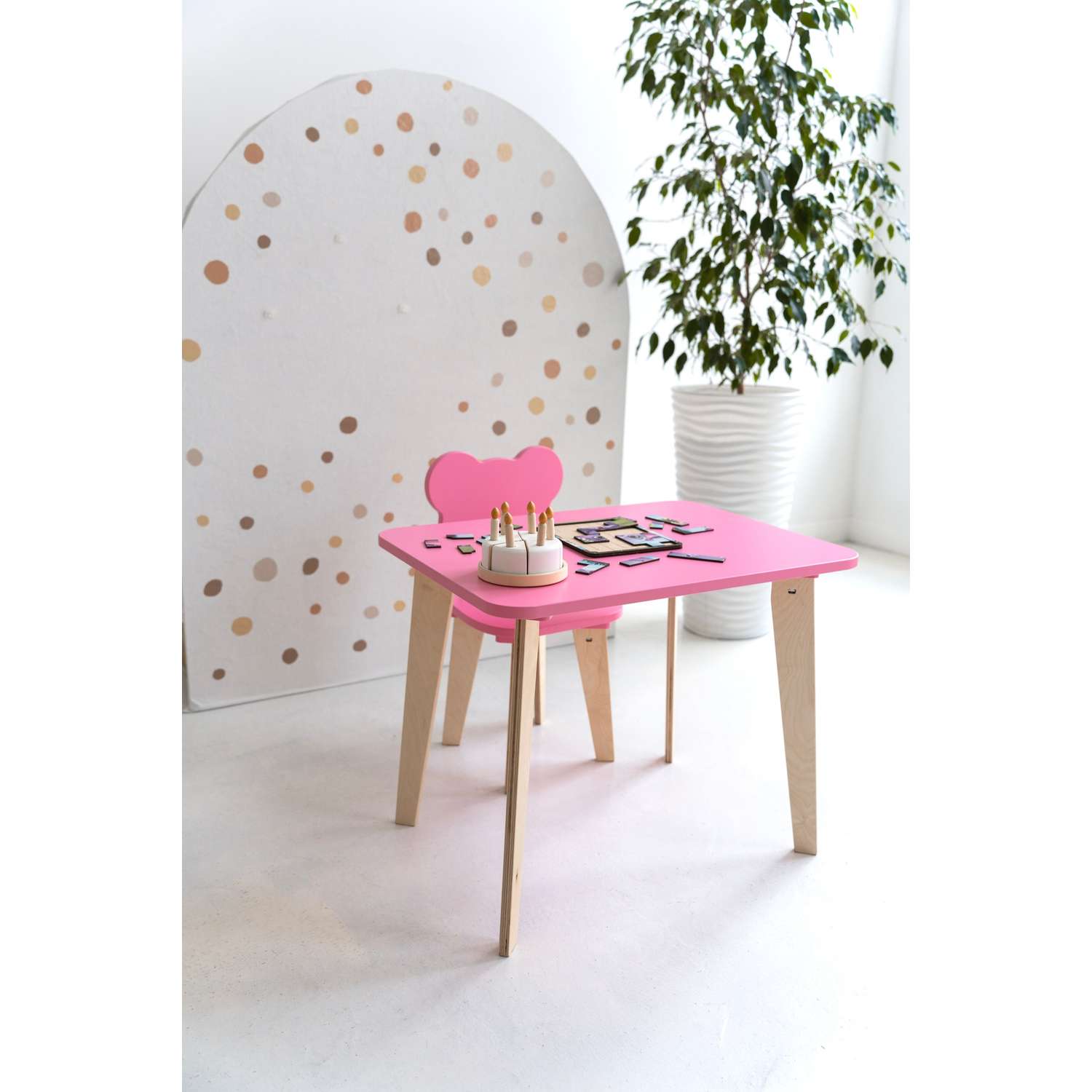 Набор мебели Коняша стол и стул розовый - фото 2