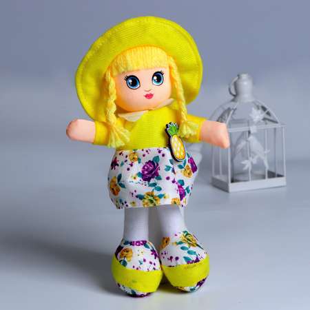 Мягкая кукла Milo Toys «Ева» с брошью 15х20 см